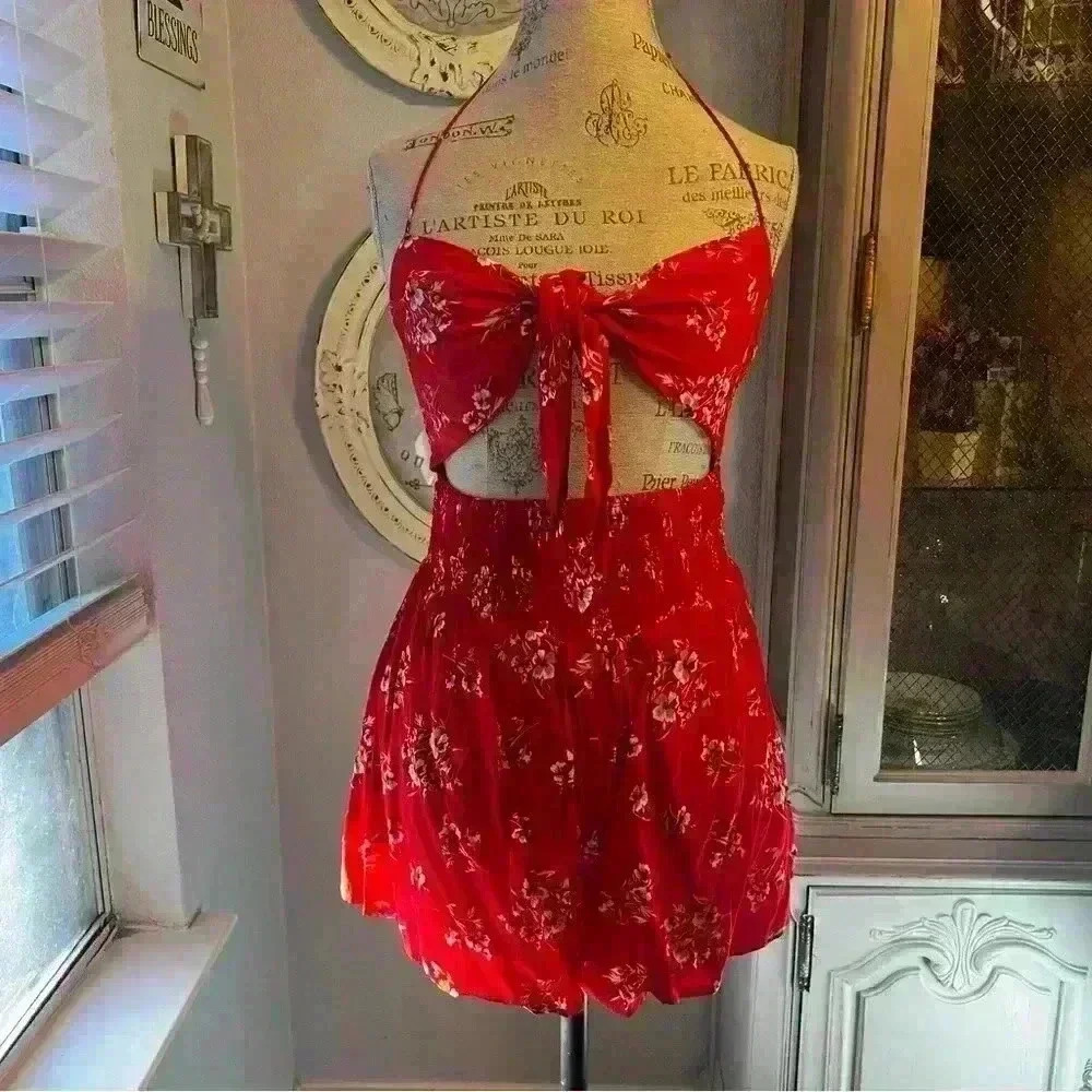 Red Floral Strapless Romper Forever21 size Large
